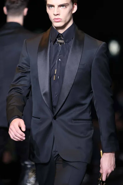 Look 138